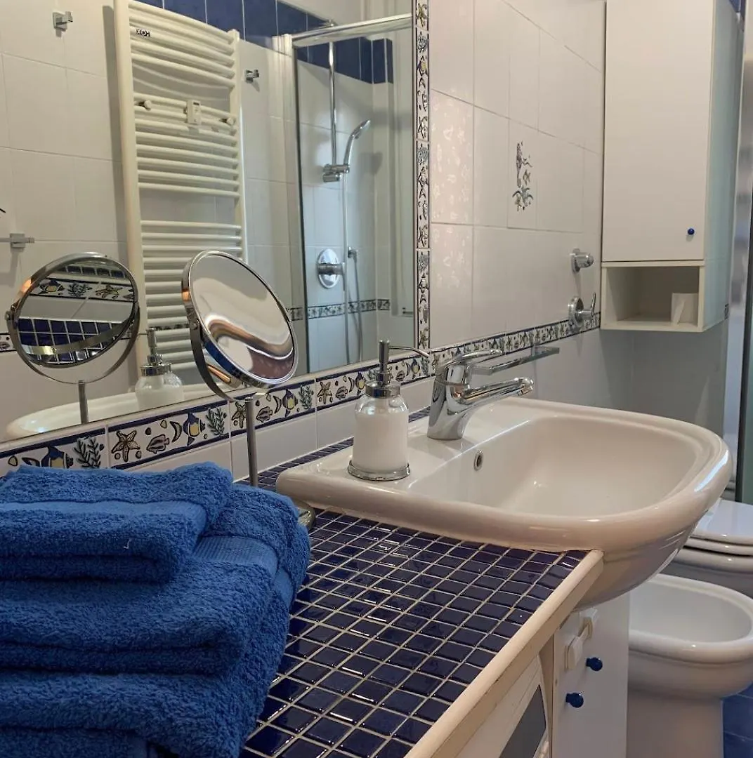 Metro Suite Milano イタリア